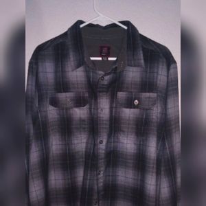 Mens button down flannel shirt